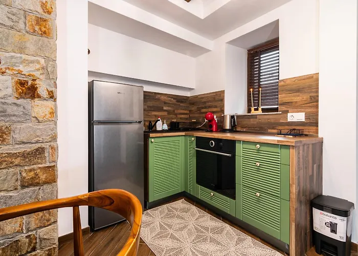 Луксозна вила арт къща лъка *